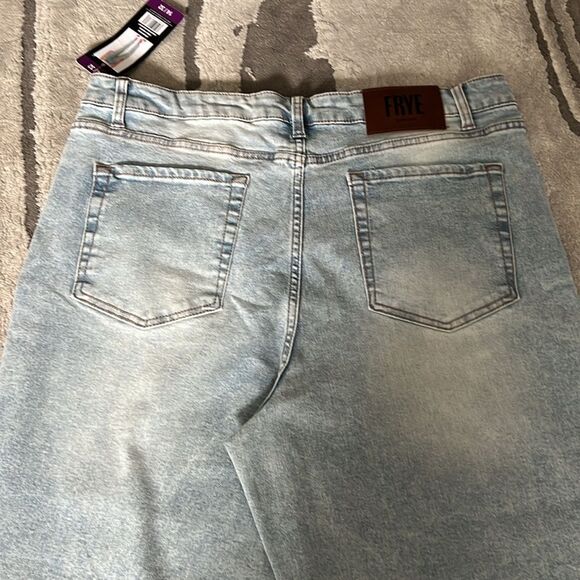 FRYE Women’s High-Rise Cuffed Cropped Jeans Size 14/32 - Picture 4 of 11